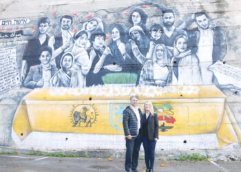 Larger Than Life: Brushstrokes of Epic Murals Tell a Story