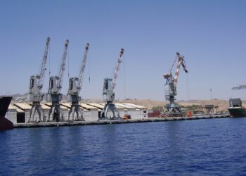 Eilat Port to Lay Off Half its Employees Due to Financial Catastrophe