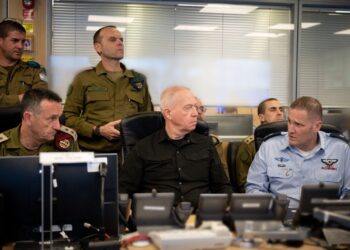 Netanyahu Replaces Defense Minister Gallant Amid “Crisis of Trust” During Wartime
