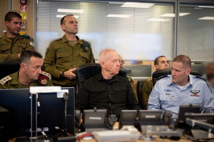 Netanyahu Replaces Defense Minister Gallant Amid “Crisis of Trust” During Wartime