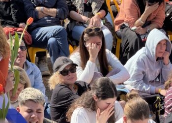 Shiri Bibas and her Children Laid to Rest
