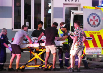 Deadly Terror Attack Targets Hanukkah Celebration in Sydney, Killing 15 and Wounding over 40